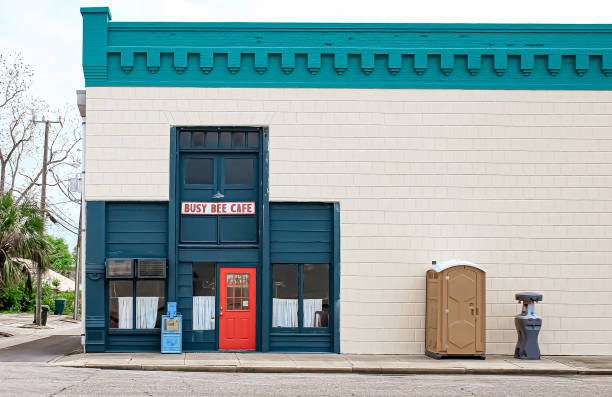 Best Portable restroom trailer rental  in Crescent, OK
